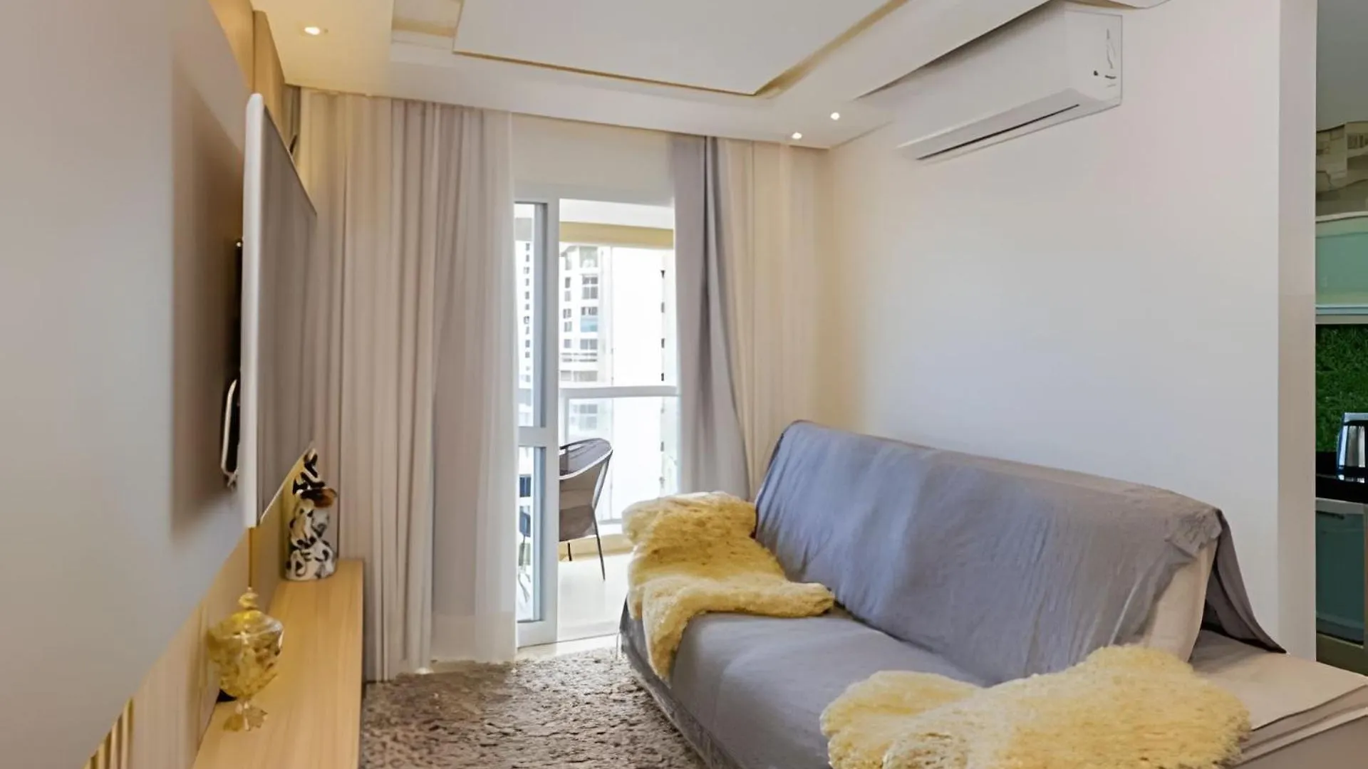 Apartamento Espacoso & Aconchegante - 3 Quartos C/ Ar Condicionado - Ate 12 Pessoas Porto Alegre Brasil